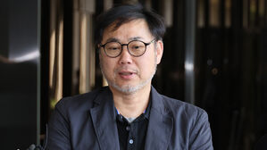 '명품 가방 의혹' 고발인 검찰 출석&hellip;13일 최재영 목사 조사