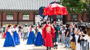 '궁중문화축전' 관람객 60만 명 중 외국인이 1/4