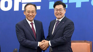 여야 원내대표 첫 만남&hellip;22대 원 구성 등 논의 시동