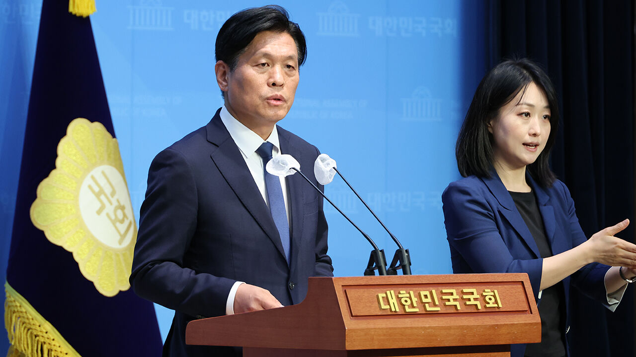 지난 14일 라인 사태 등 현안 논의 위해 과방위 개최 요구하는 과방위 민주당 간사 조승래 의원