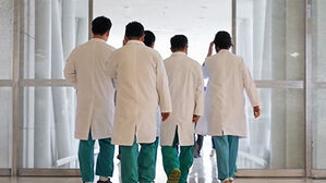 '이탈 중 휴가, 수련기간 인정' 유화책에 전공의들 병원 돌아올까