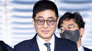 '계열사에 김치&middot;와인 강매' 태광 이호진&hellip;파기환송심 "제재 정당"