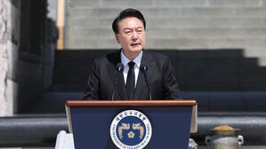 3년 연속 5&middot;18 기념식 찾은 윤 대통령 "서민과 중산층 중심 시대"