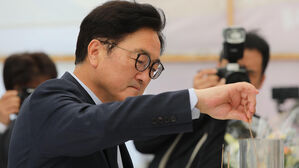 국민의힘 "팬덤 정치 갇힌 민주당, 협치 저버리면 역풍 맞을 것"