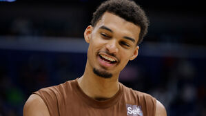 NBA 웸반야마, 신인 최초로 '최고의 수비 팀' 선정