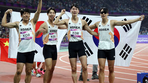 남자 400ｍ 계주, 아시아릴레이 2위&hellip;파리행 도전은 계속