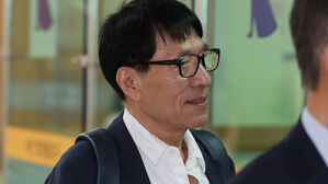임옥상 화백, '연구소 직원 강제추행' 혐의 2심도 유죄