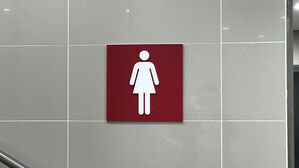 회사 여직원 화장실에 불법 카메라 설치한 30대 검거