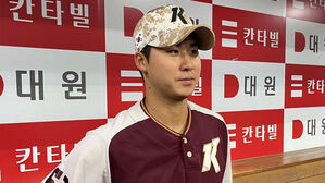 '타자 전향' 키움 장재영, 2군서 프로 첫 홈런 포함 4안타