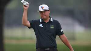 PGA 찰스 슈와브 대회 2라운드만 6타 줄인 임성재, 상위권 도약