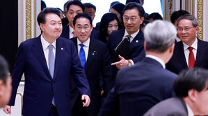 윤 대통령 "굳건한 3국 협력으로 외연 확장 기대"
