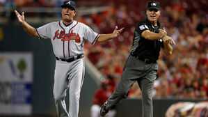 '최악의 심판' 에르난데스, MLB 사무국과 협상 후 은퇴 결정
