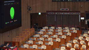 민주유공자법 &middot; 세월호피해지원법 등 국회 통과&hellip;야당 단독 처리