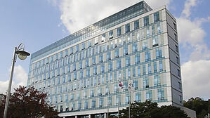 성매매 업소서 방송 켜고 여성 촬영 유튜버 구속기소