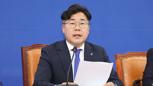 박찬대 "마냥 기다릴 수 없어&hellip;18개 상임위원장 가져올 수도"