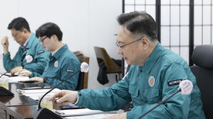 정부 "복귀 전공의 불이익 최소화&hellip;의료개혁은 전공의 위한 것"