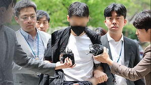 고교생에 경복궁 담벼락 낙서 시킨 '이팀장', 1심 징역 7년