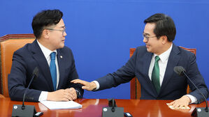 김동연, 민주당 박찬대 원내대표 만나 '경제 3법' 협조 요청