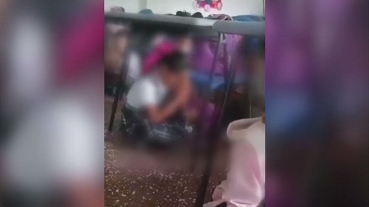 콜롬비아, 총격전 벌어지자 책상 밑에 숨어 기도한 아이들