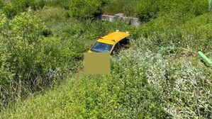 학원차 급후진하다 3m 아래 추락&hellip;급발진 주장