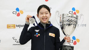 '빙상인의 밤' 김민선&middot;김길리&middot;김채연 2023-24시즌 최우수 선수상