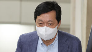 정진상 측 "대장동 재판 단독 진행 문제"…검찰 "중단 사유 없어"