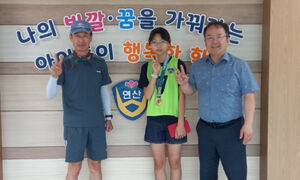 '제53회 전국소년체육대회' 높이뛰기 종목에서 금메달을 딴 정예림 학생. (사진=부산시교육청 제공)