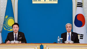 윤-카자흐 대통령, 핵심광물 협력 합의&hellip;'북 비핵화' 성명