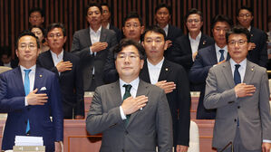 민주, '김건희 특검' &middot; 방송 3법 등 거부권 법안 재추진