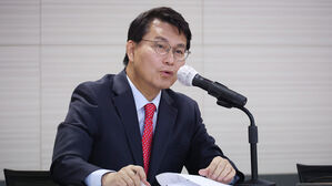 윤상현 "한동훈, 대선 출마 않고 임기 채울 건가"