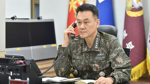[속보] 김명수 합참의장, 긴급 작전지휘관 회의 개최