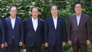 당정대, 한목소리로 '국회 정상화' 촉구&hellip;"피해는 국민에 돌아가"