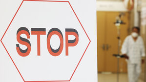 "쭉 휴진 병원 되길&hellip;" 휴진 동참 동네병원 불매운동 움직임