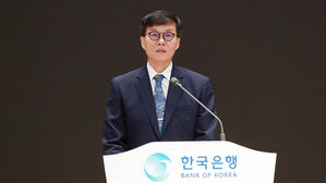 이창용 "높은 생활비 탓에&hellip;물가상승률 둔화 체감 어려워"