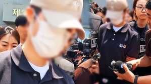 [영상] 훈련병 부모에 '반복적 문자' 보냈던 '얼차려 중대장' 구속&hellip;법원 나와 '억울한 점 있다' 호소한 이유