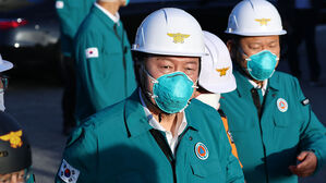 윤 대통령, 화성 공장 화재 현장 긴급 점검&hellip;"재발 방지 대책 만전"