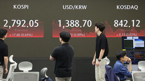 환율, 미국 금리 매파 발언에 소폭 상승&hellip;1,388.7원