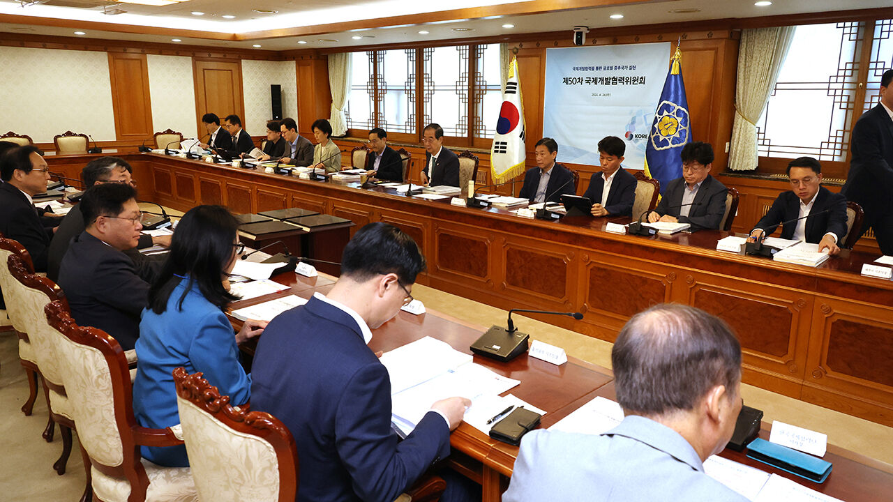 국제개발협력위원회에서 발언하는 한덕수 국무총리 (사진=연합뉴스)