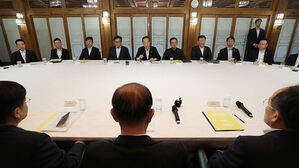 당정 "화성 화재 재발방지 종합대책 추진"&hellip;영세음식점 배달비 지원 검토도