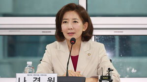 나경원 후보 측 "한동훈-윤 대통령 관계 우려&hellip;공한증 아닌 우한증"