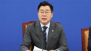 박찬대 "박정훈 대령에 누명 씌운 정황&hellip;최악 국정농단"