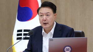 윤 대통령 "러, 남북한 누가 더 중요하고 필요한지 잘 판단해야"