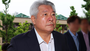 민주당 "'방송장악 쿠데타' 김홍일, 꼼수 사퇴"