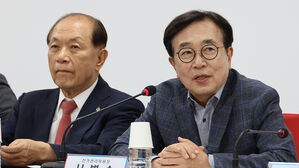 여, 전대 중립위반 당직자 3인 경고&hellip;"선거 과열 안돼"