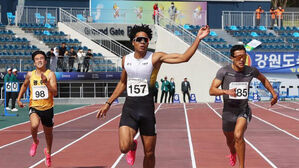 나마디 조엘진, 남자 100ｍ 한국 고등부 신기록&hellip;10초35
