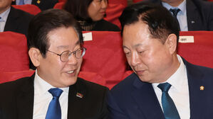 이재명, 금주 '연임 출사표'&hellip;김두관도 출마 결심 굳힌듯