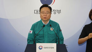 정부, 전공의 행정처분 중단 아닌 '철회'…9월 수련 시 '특례'