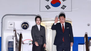 윤 대통령, 방미 출국&hellip;하와이 거쳐 워싱턴 나토정상회의 참석