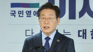 이재명, 대표 연임 도전 선언&hellip;"먹고사는 문제, 유일한 이데올로기"