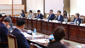 9월부터 상급종합병원 중증수술 대가 늘리고 일반병상 줄인다